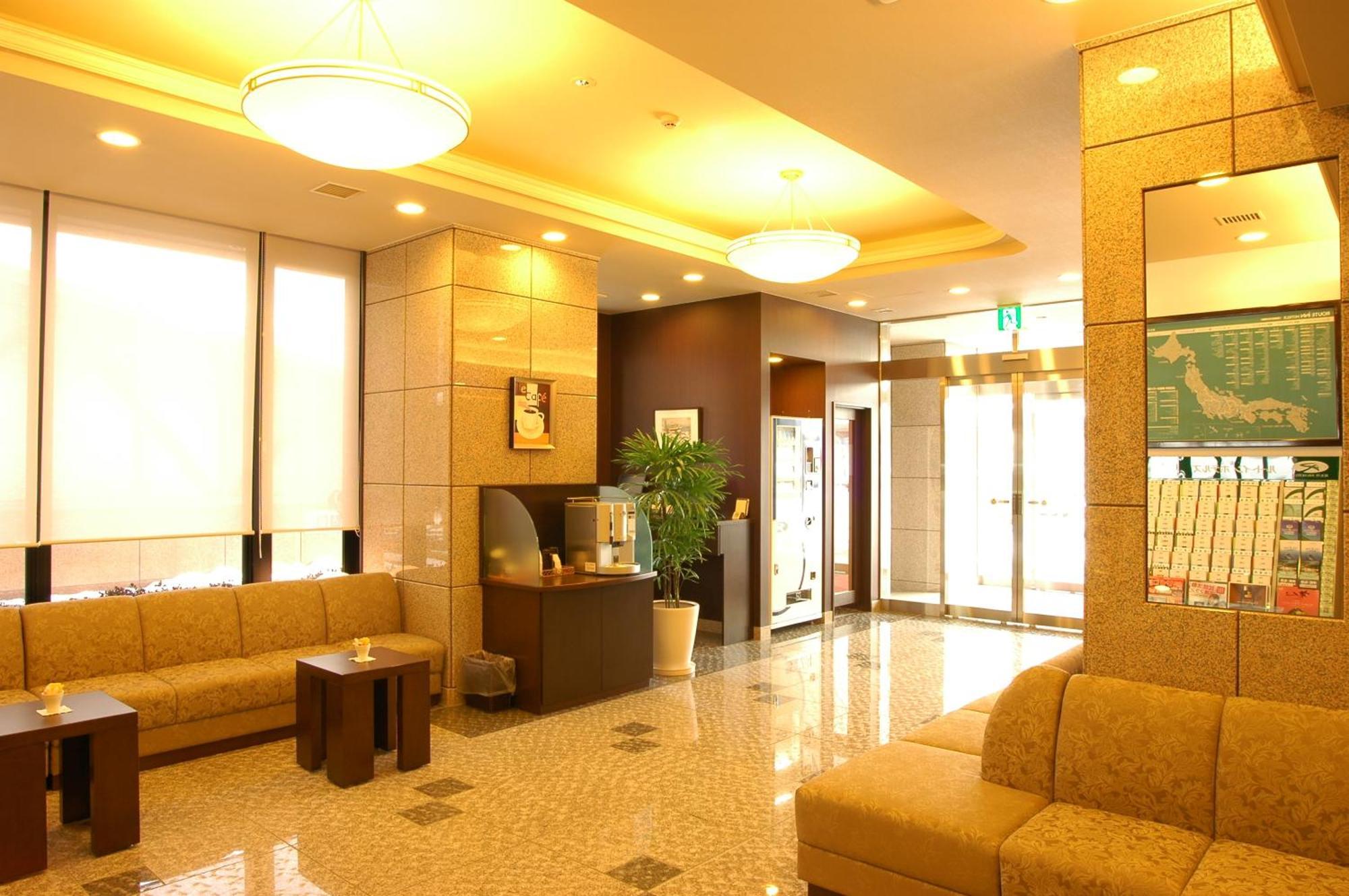 Hotel Route Inn Hirosaki Ekimae Exterior foto